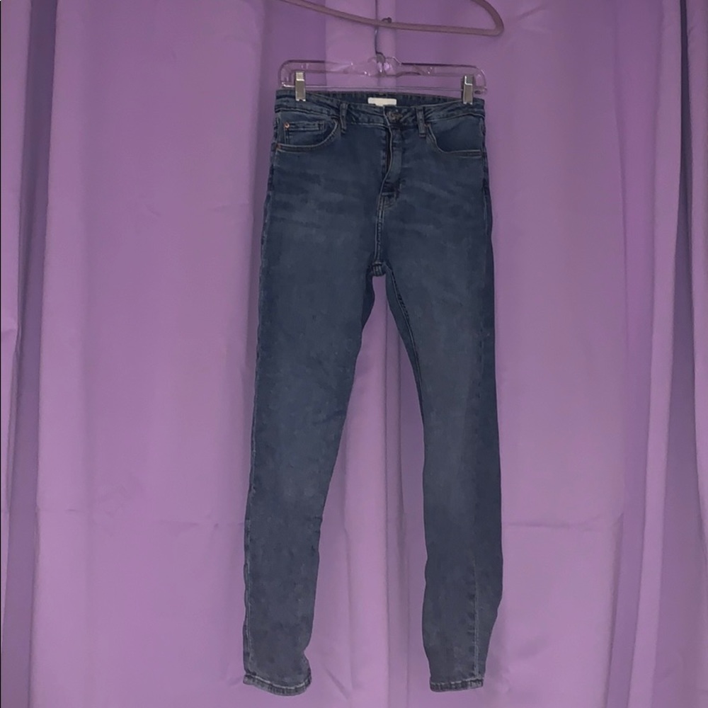 H&M High Waisted Jeans!